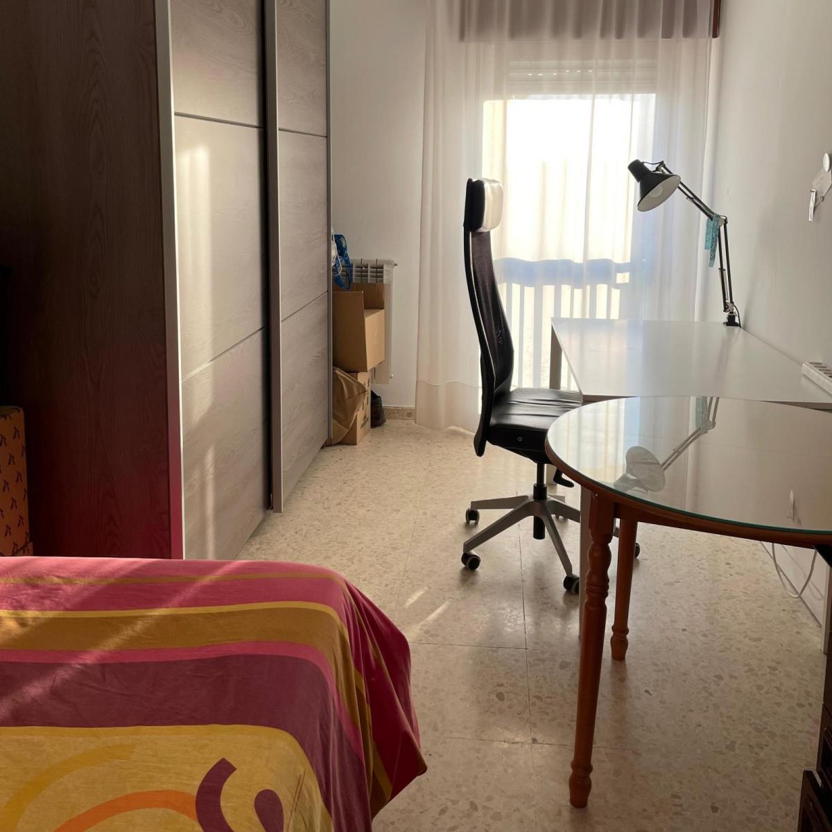 Flat for Rent in Granada