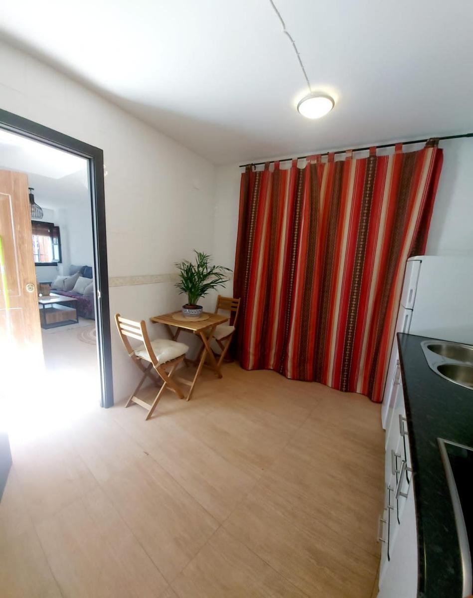 House for Rent in Granada