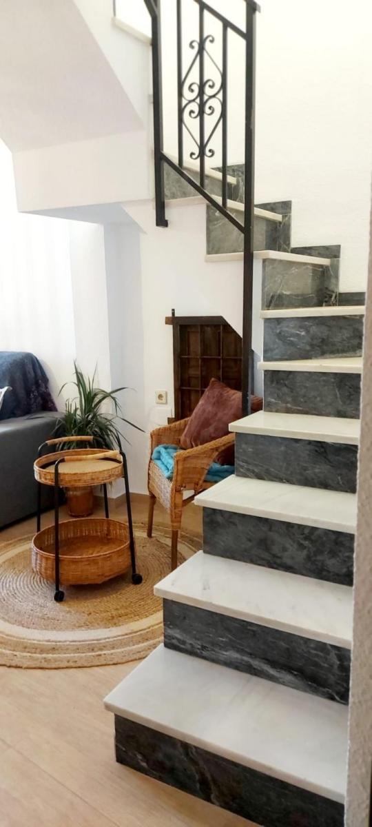 House for Rent in Granada