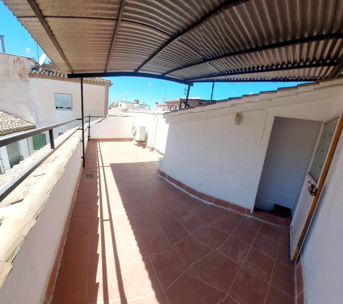House for Rent in Granada