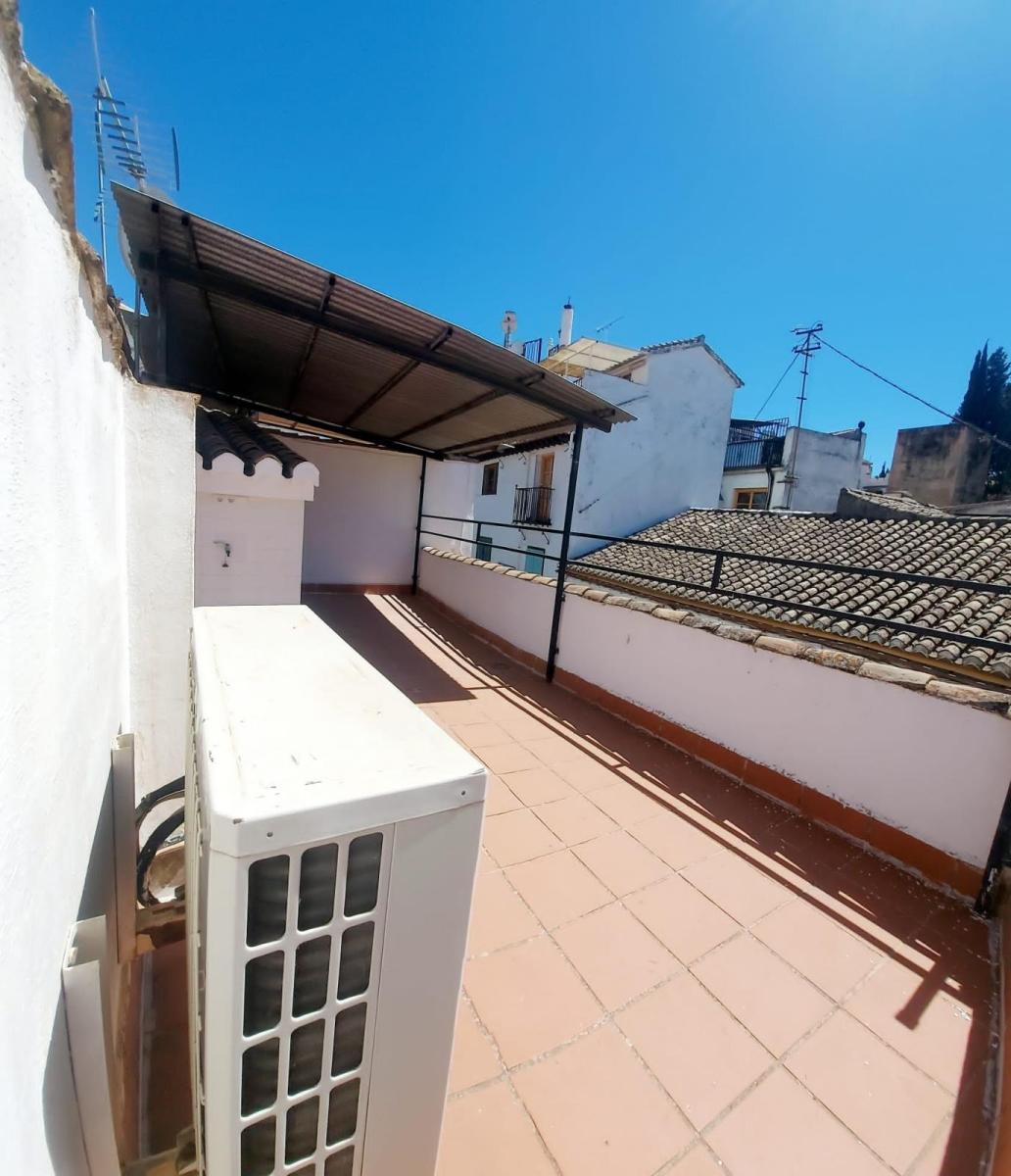 House for Rent in Granada