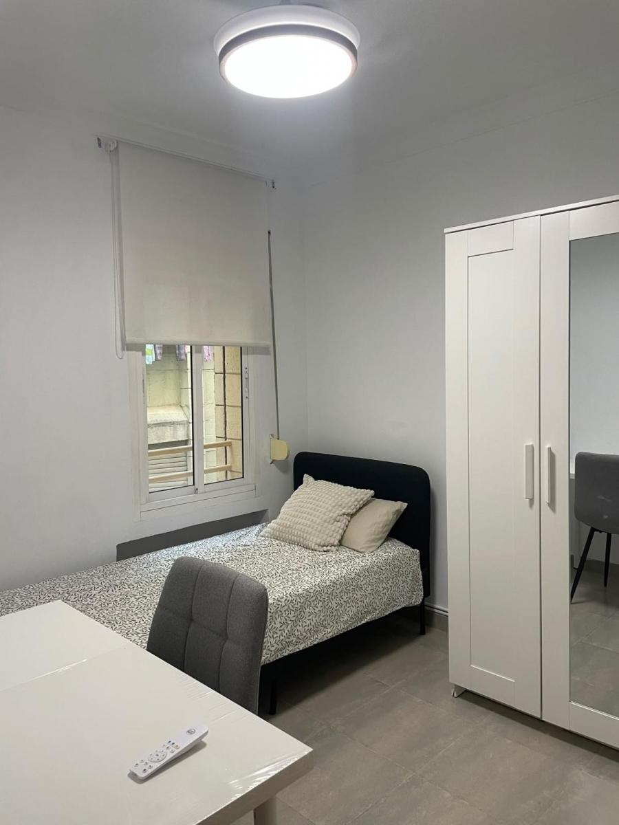 Flat for Rent in Granada