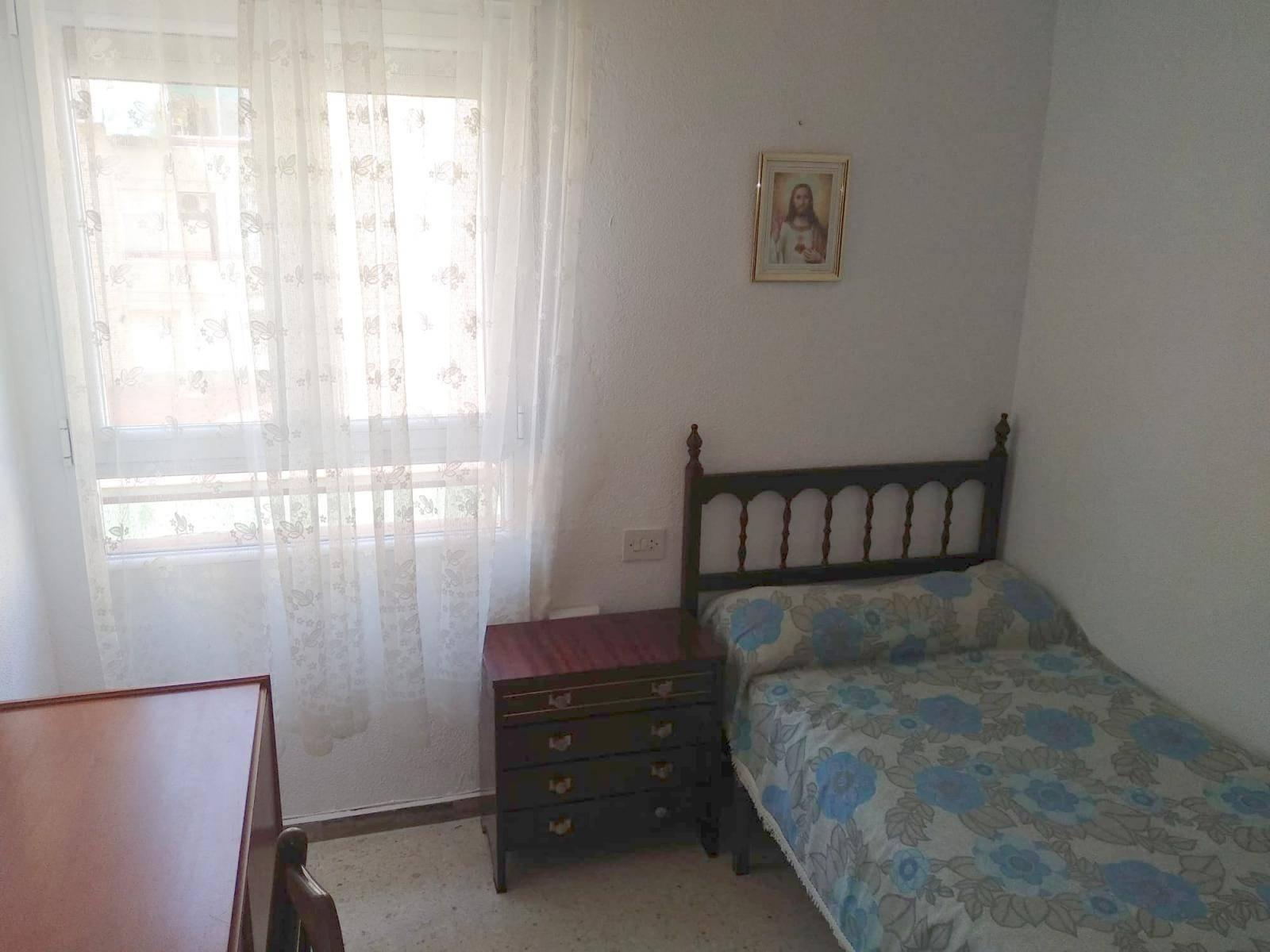 Flat for Rent in Granada