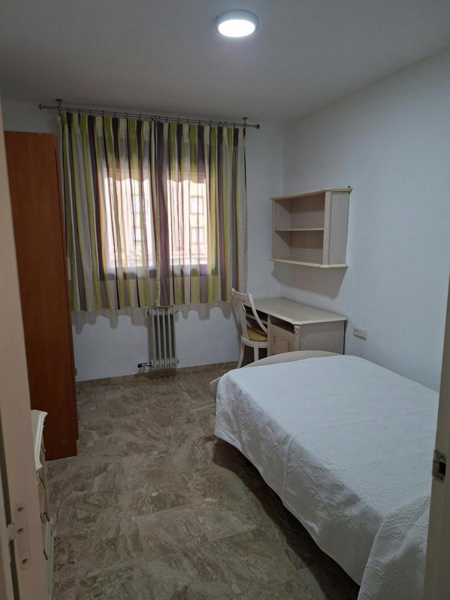 Apartment for Rent in Granada