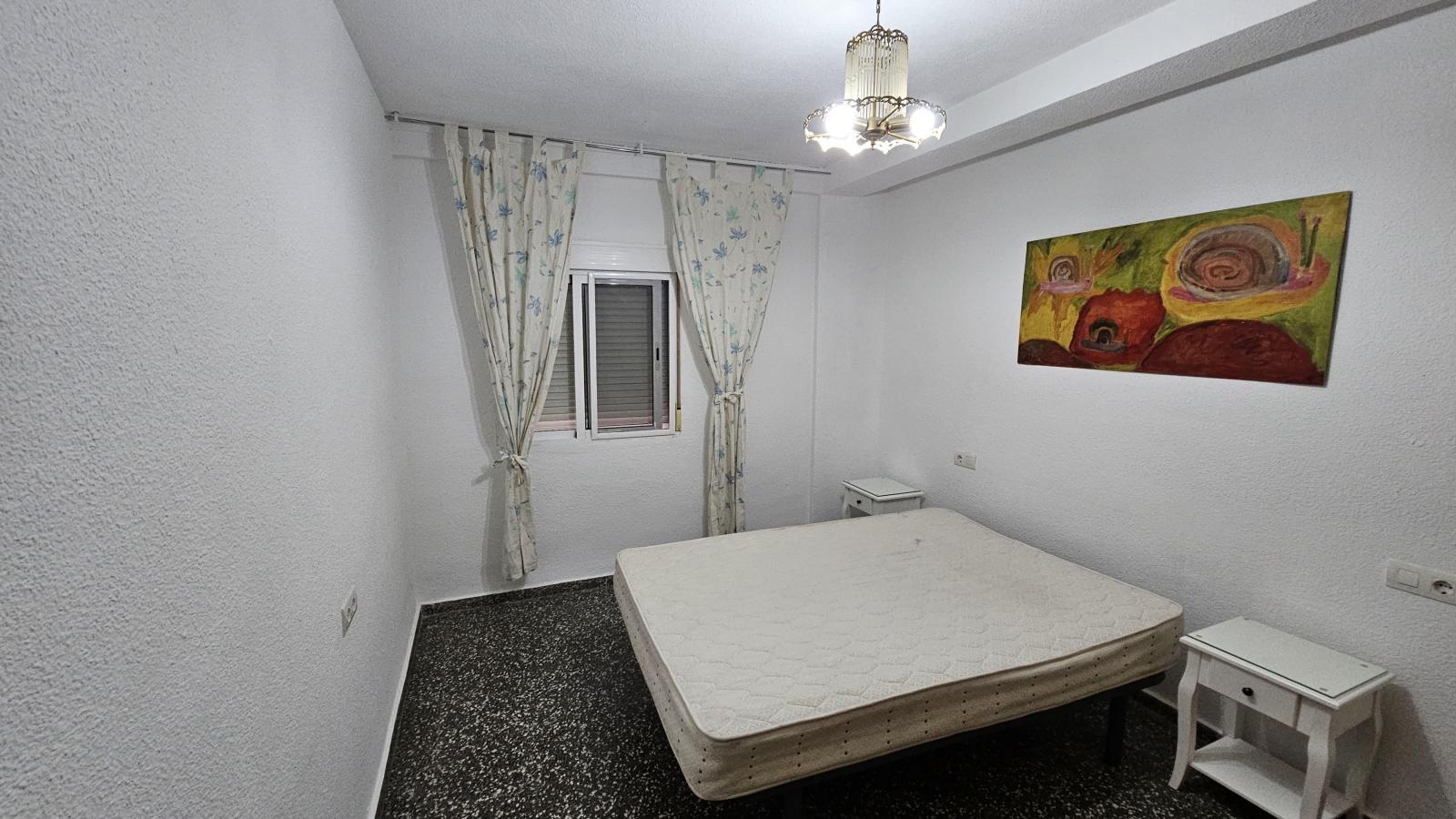 Flat for Rent in Granada