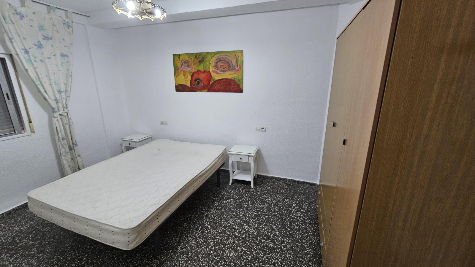 Flat for Rent in Granada