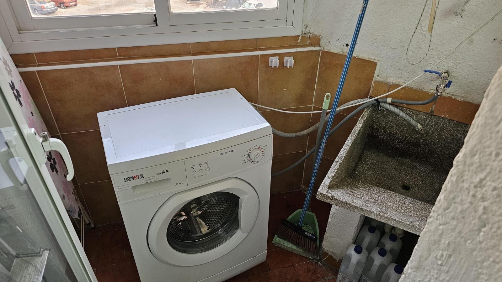 Flat for Rent in Granada