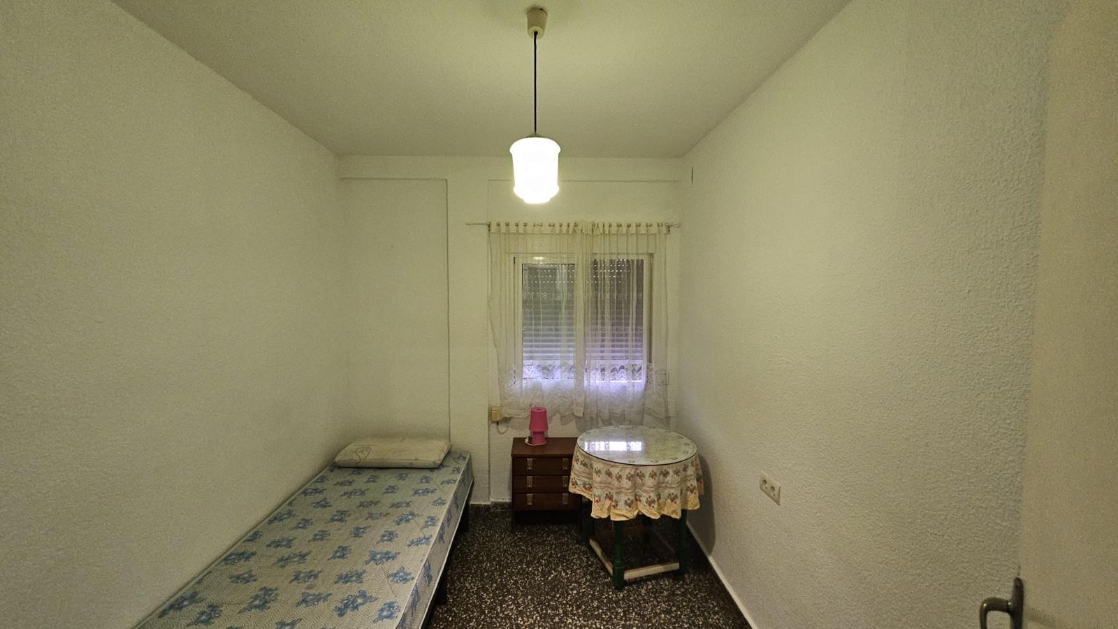 Flat for Rent in Granada