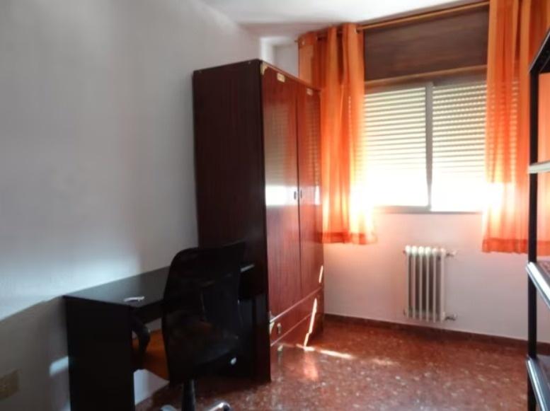 Flat for Rent in Granada