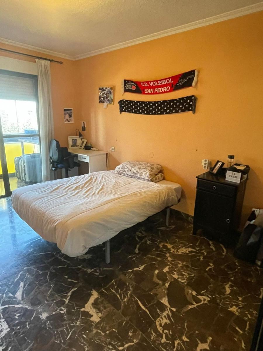 Flat for Rent in Granada