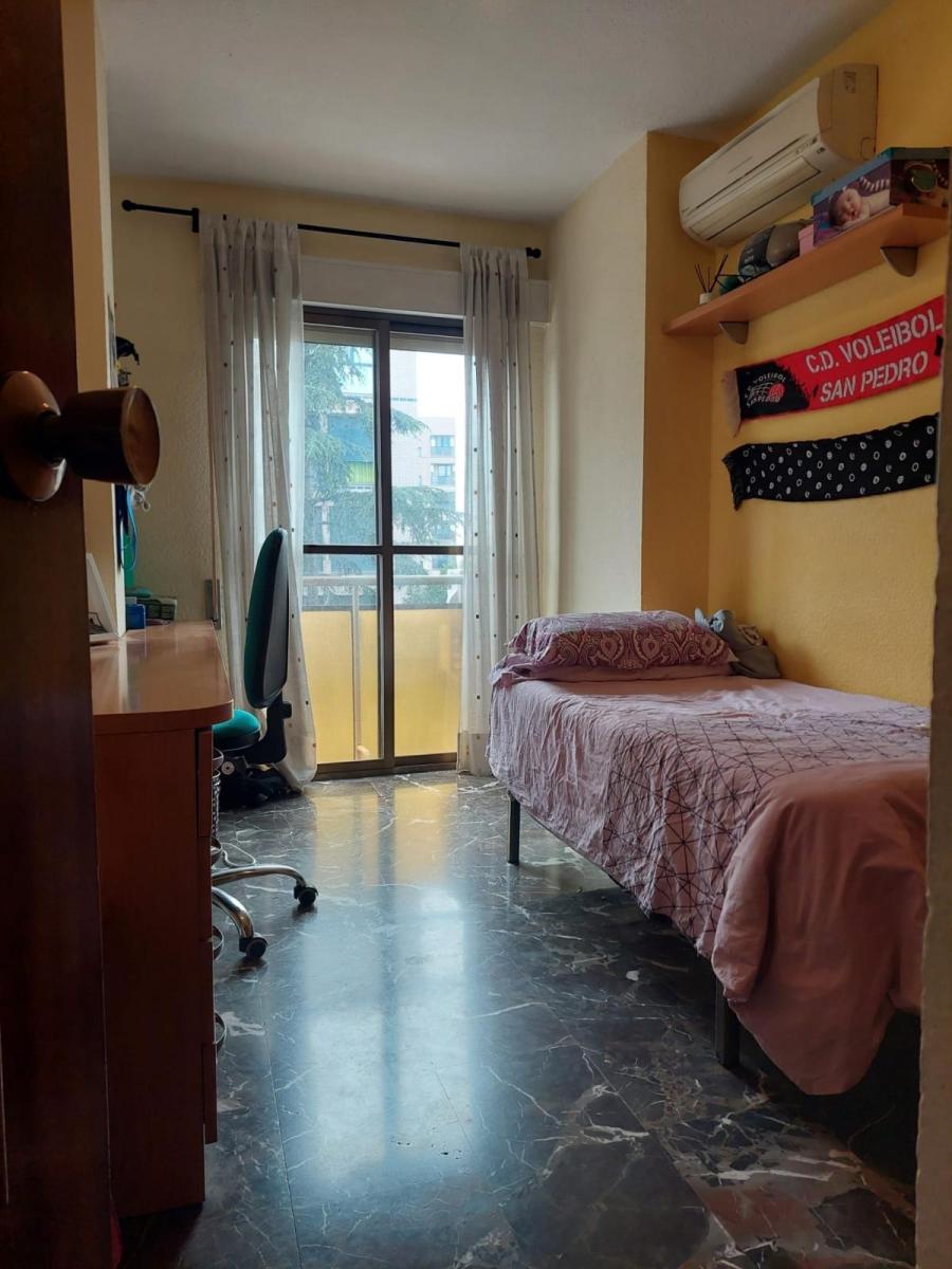 Flat for Rent in Granada