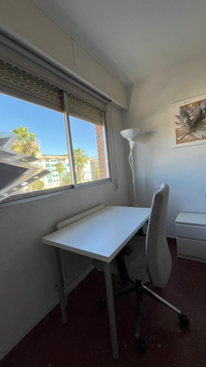 Flat for Rent in Granada