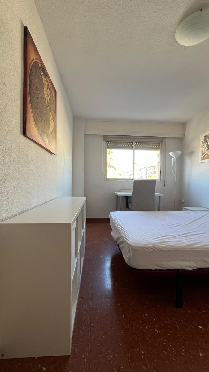 Flat for Rent in Granada