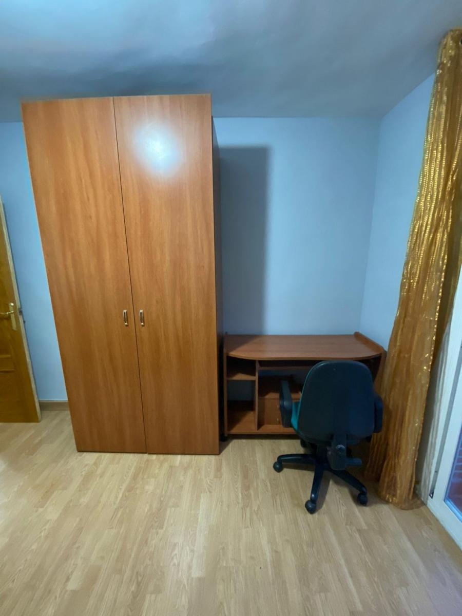 Flat for Rent in Granada