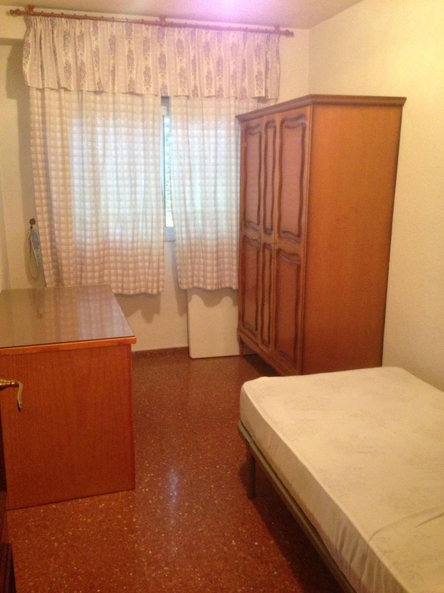 Flat for Rent in Granada