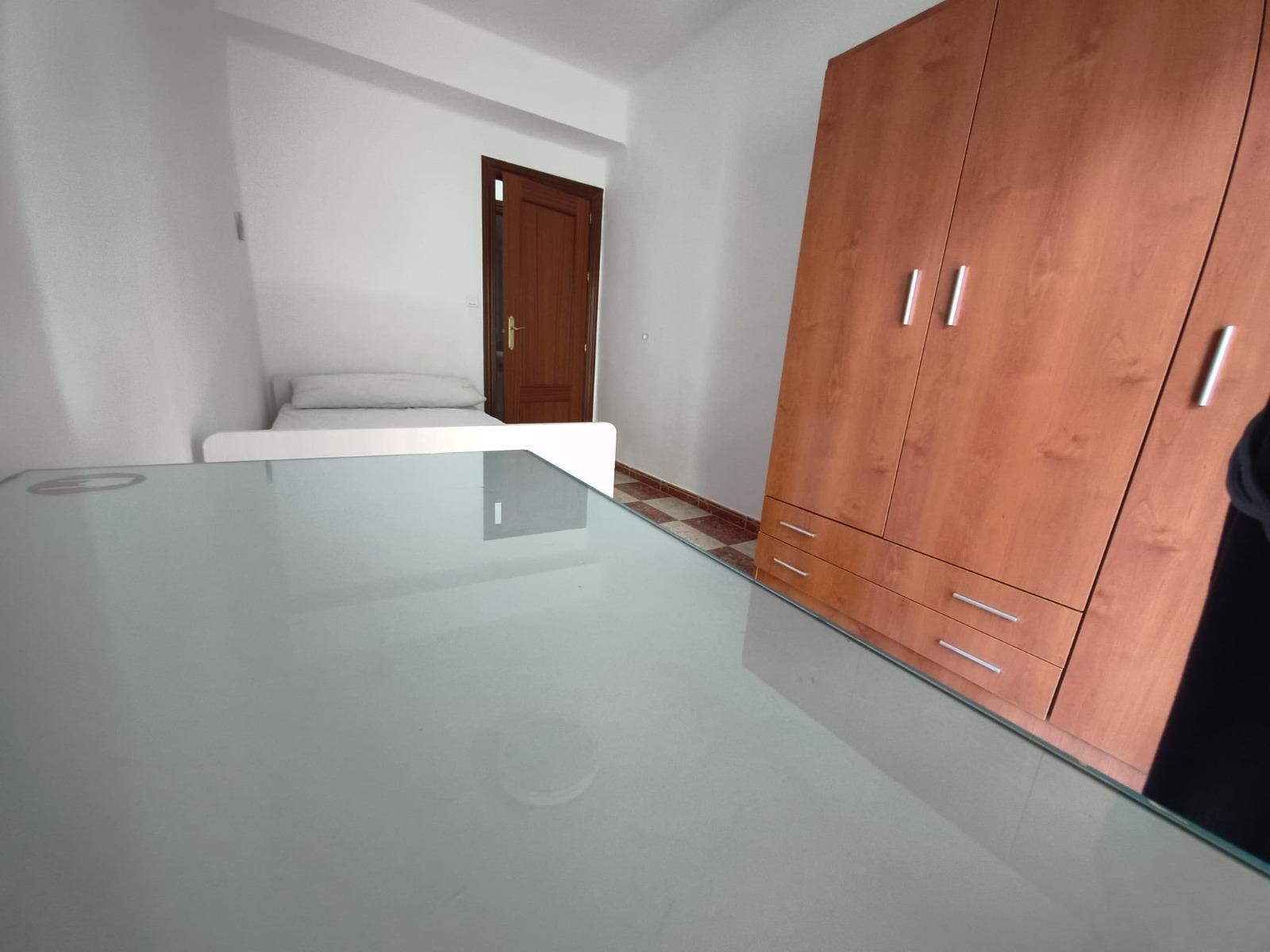 Flat for Rent in Granada