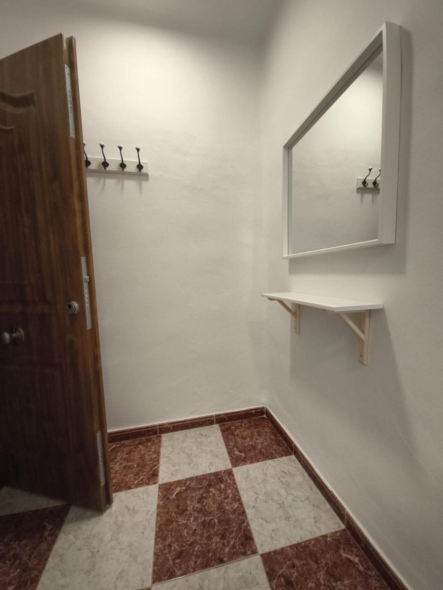 Flat for Rent in Granada