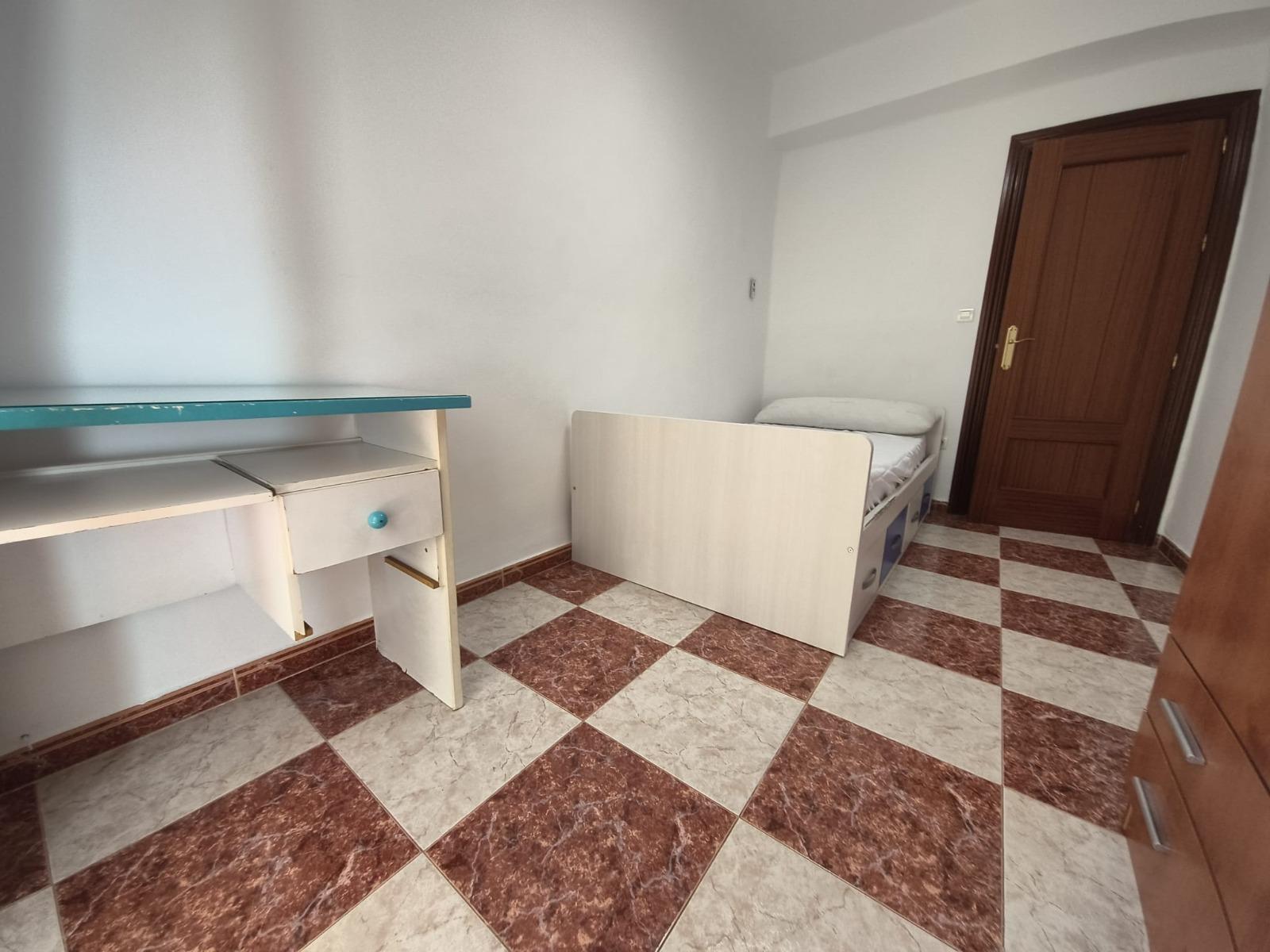 Flat for Rent in Granada