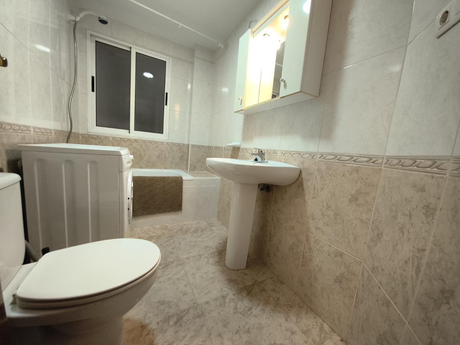 Flat for Rent in Granada