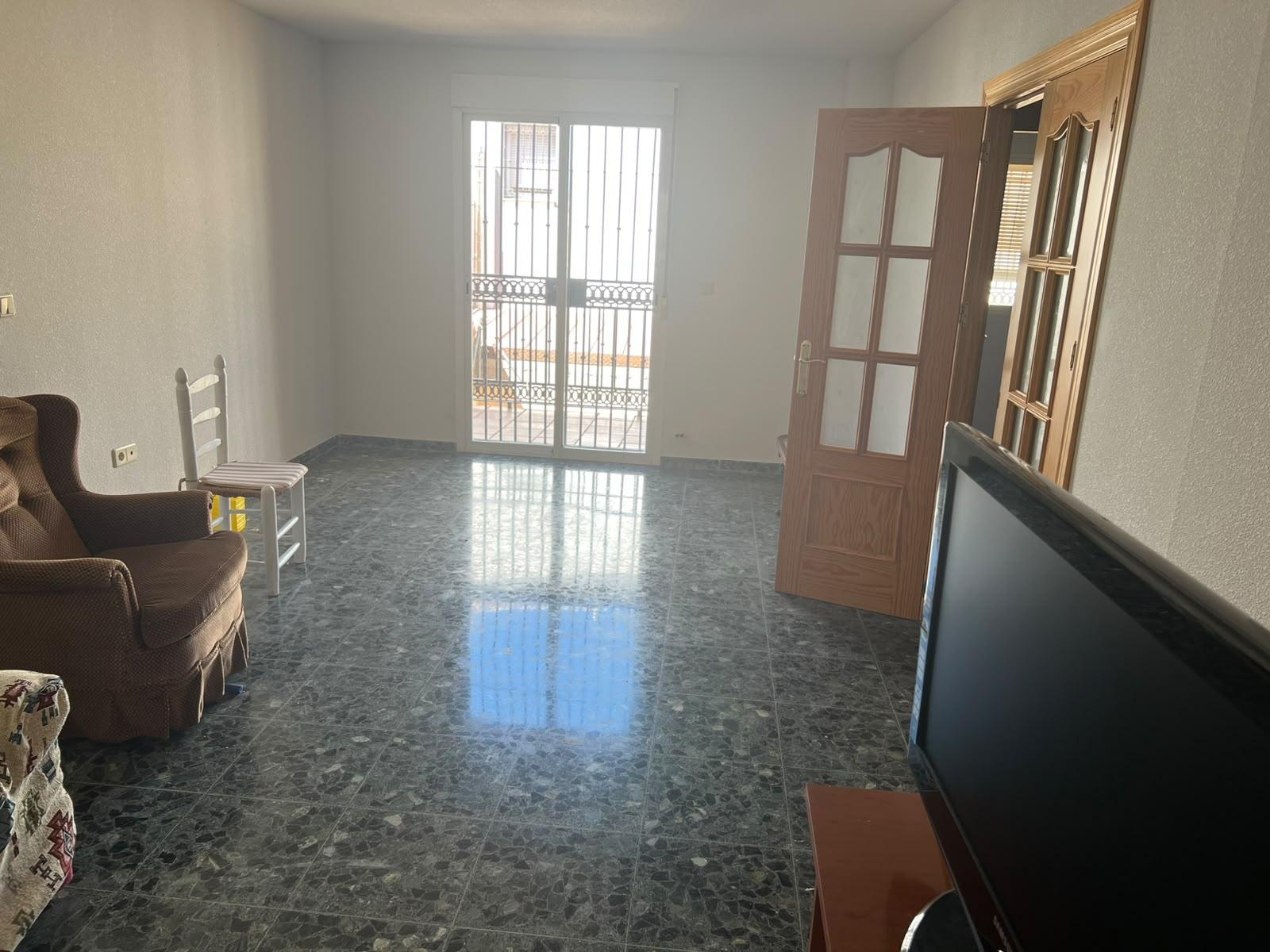 Semi-detached House for Rent in Gójar