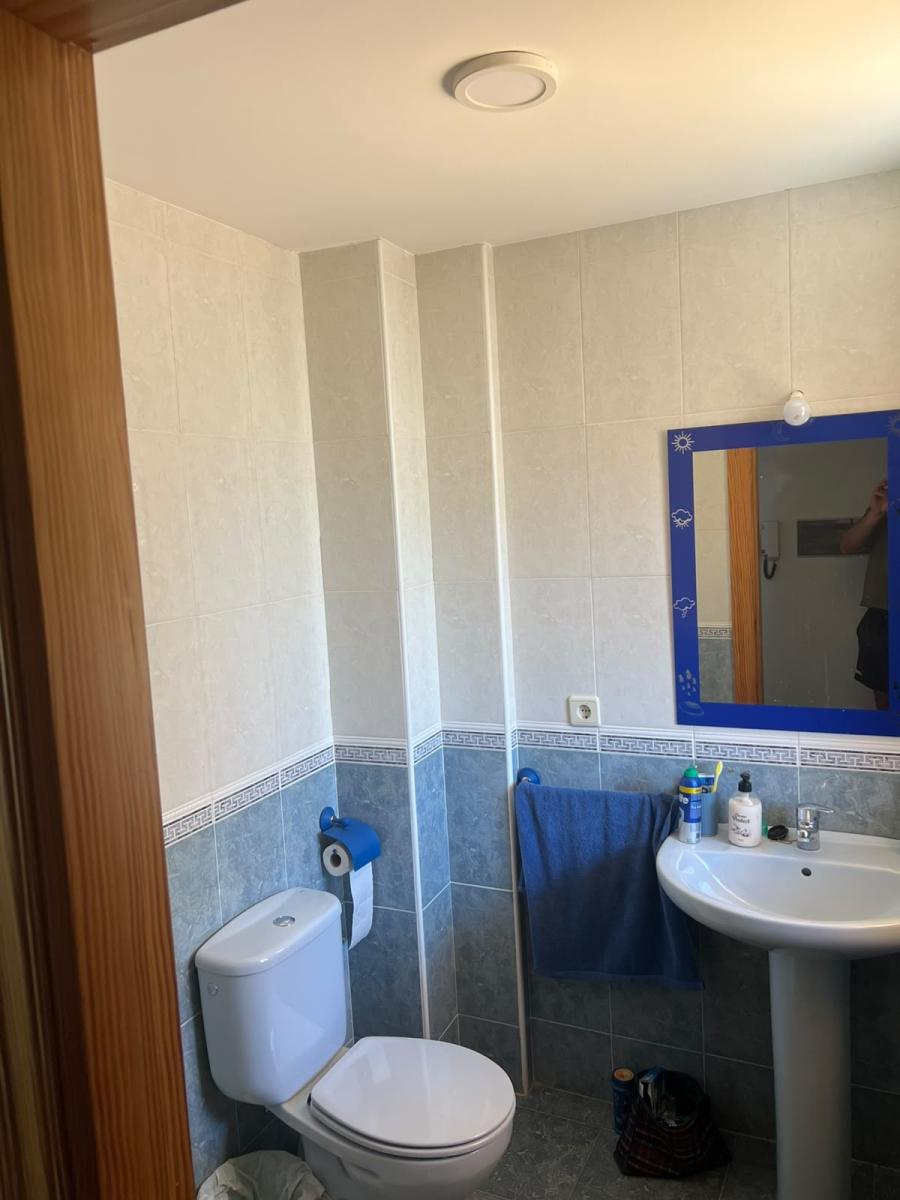 Semi-detached House for Rent in Gójar