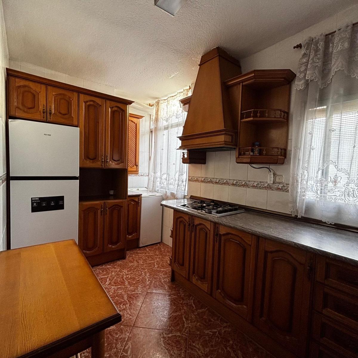 Penthouse for Rent in Granada