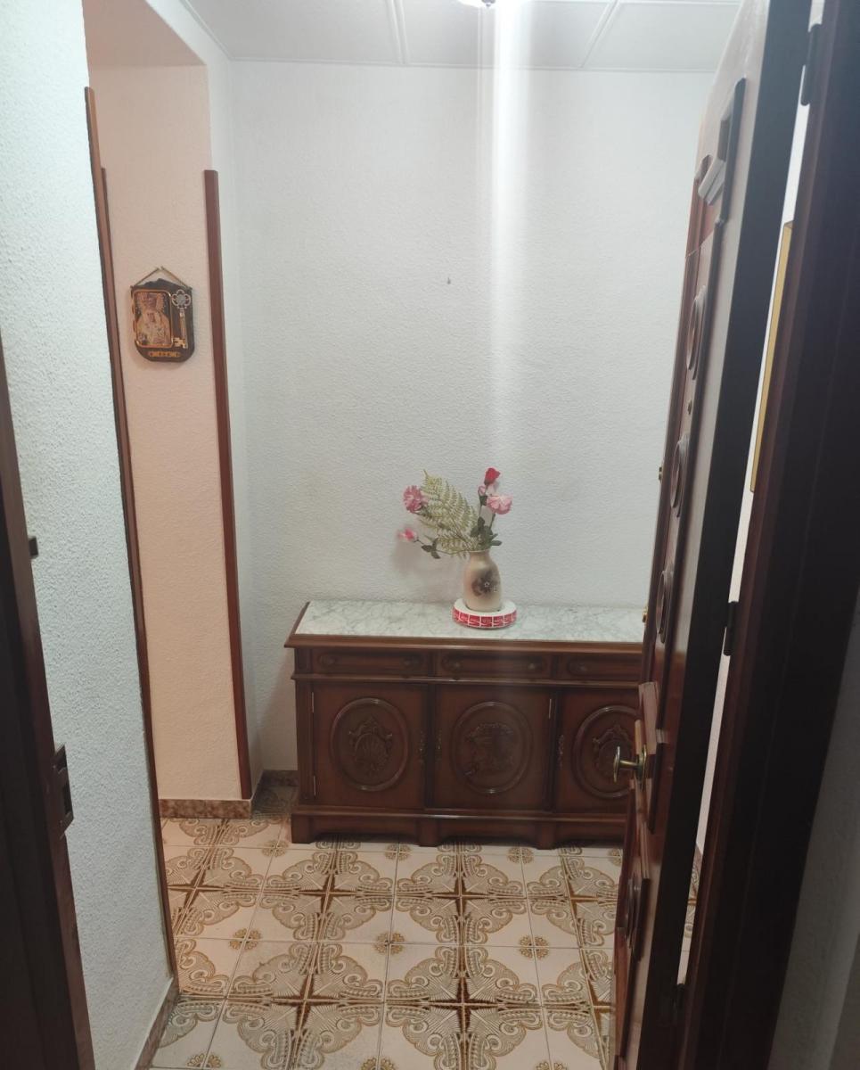 Flat for Rent in Granada