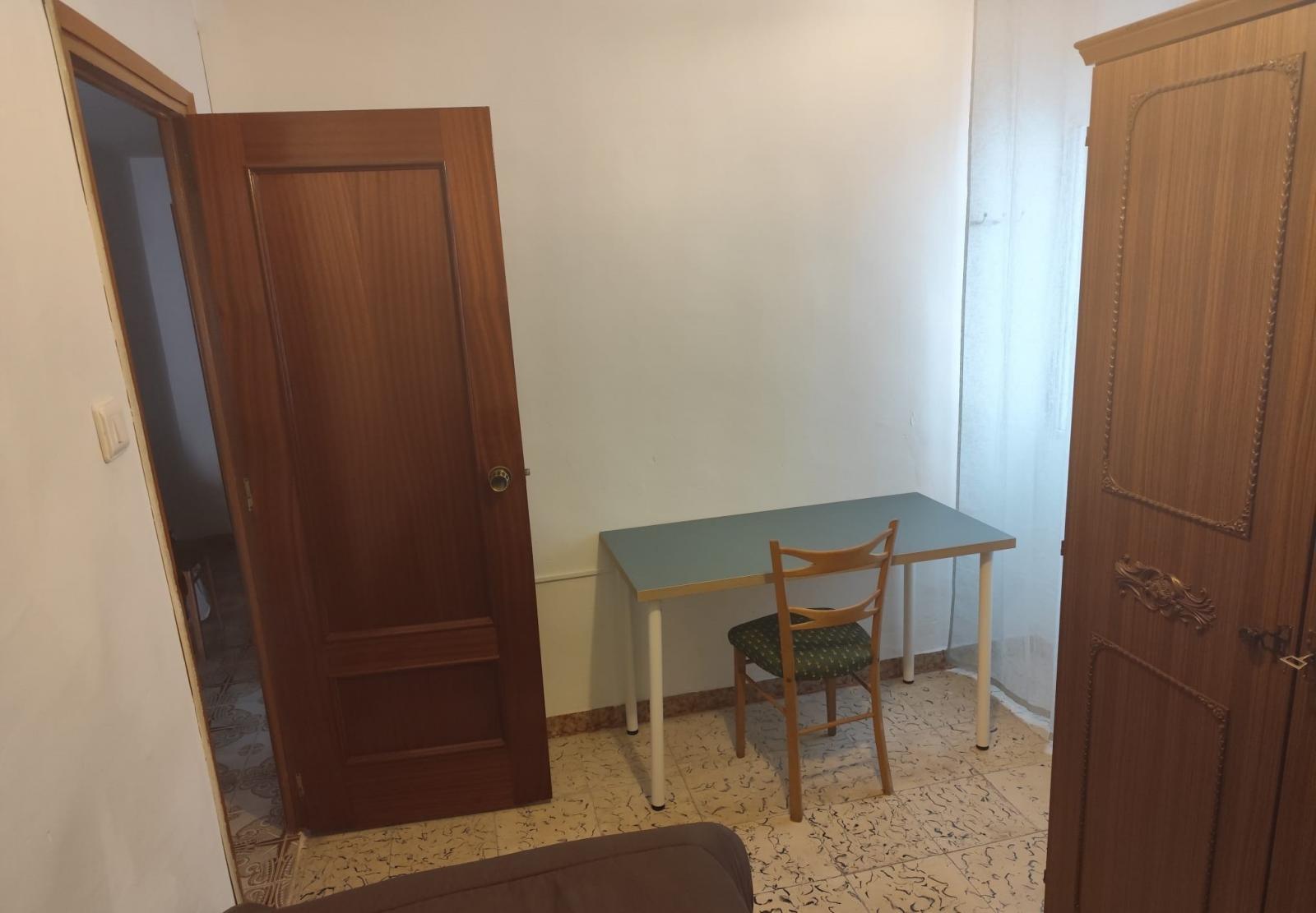 Flat for Rent in Granada