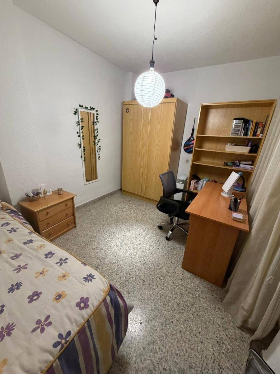 Flat for Rent in Granada