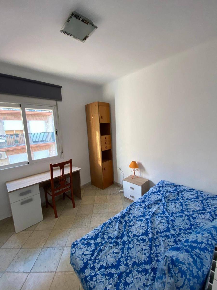 Flat for Rent in Granada
