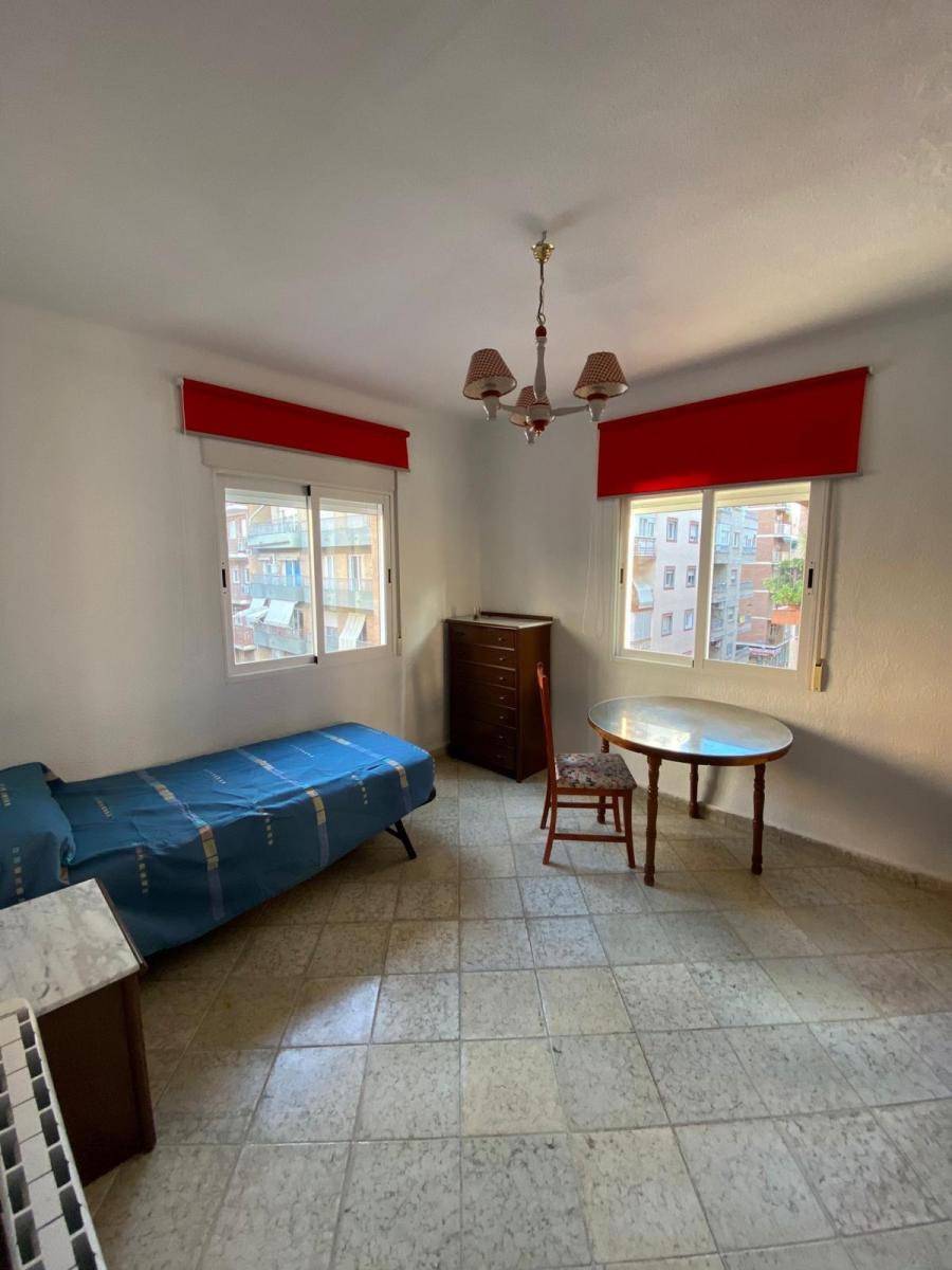 Flat for Rent in Granada