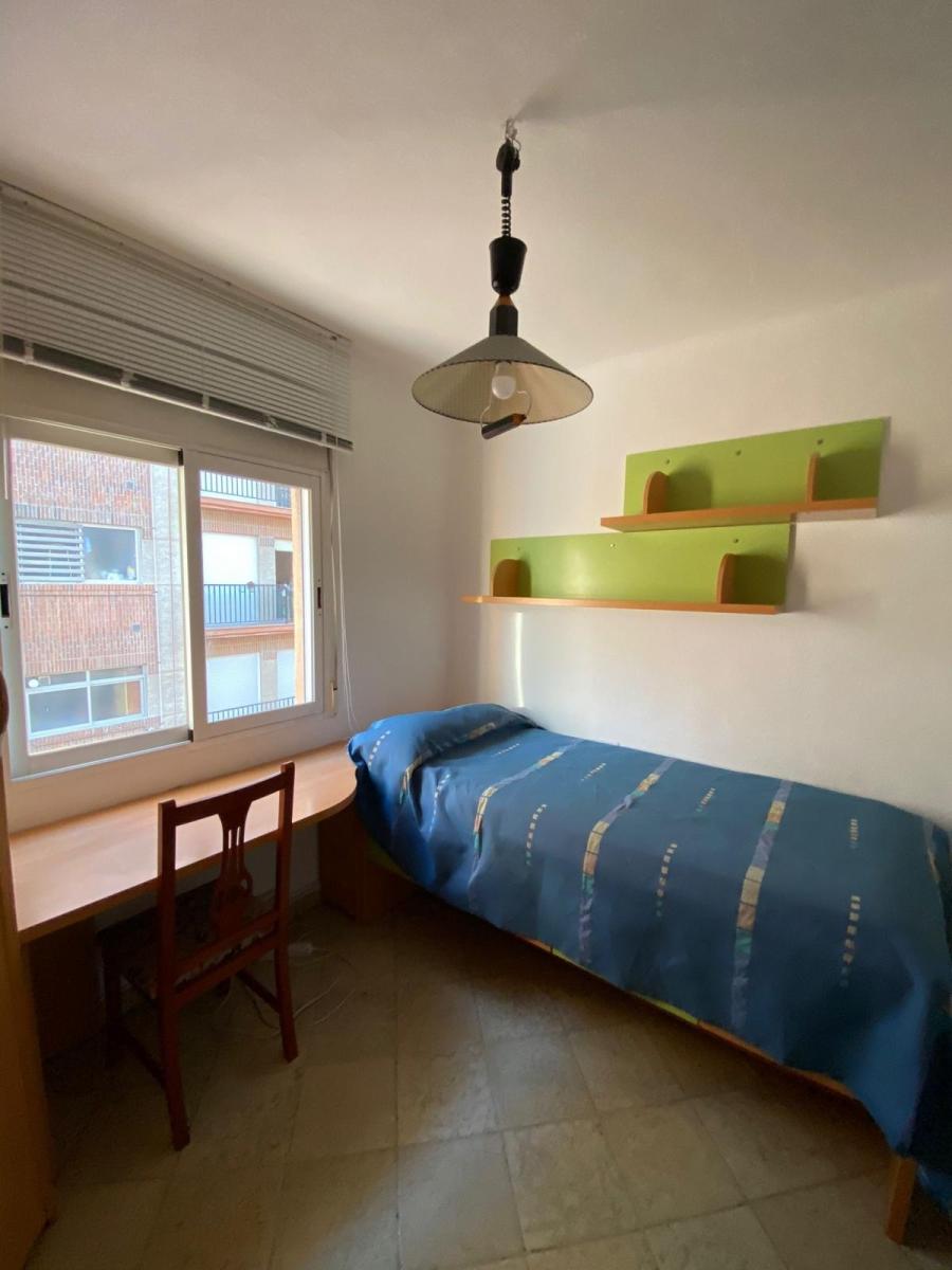 Flat for Rent in Granada