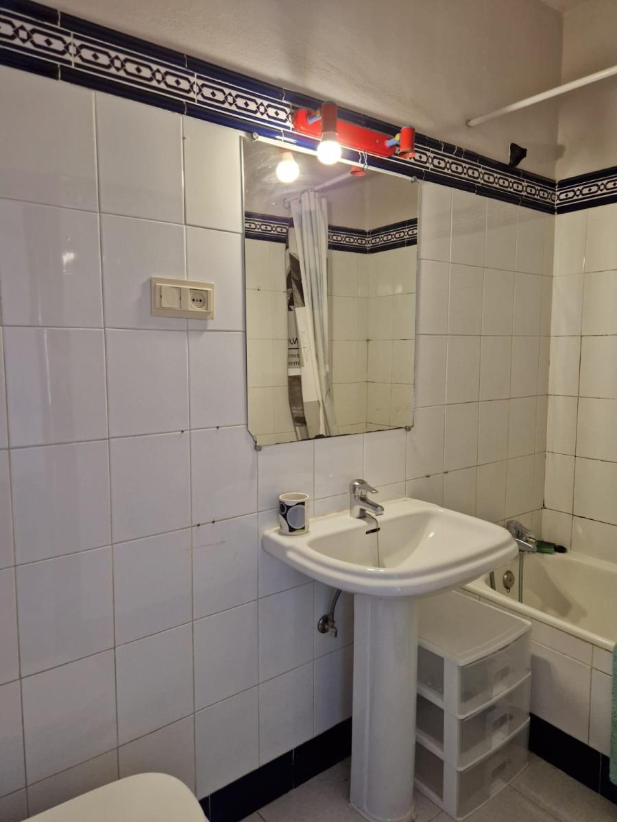 Flat for Rent in Granada