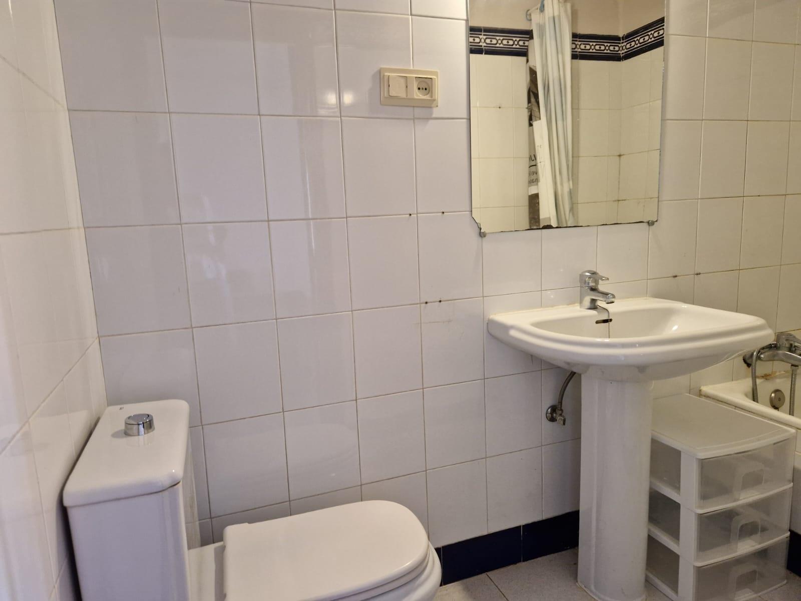 Flat for Rent in Granada