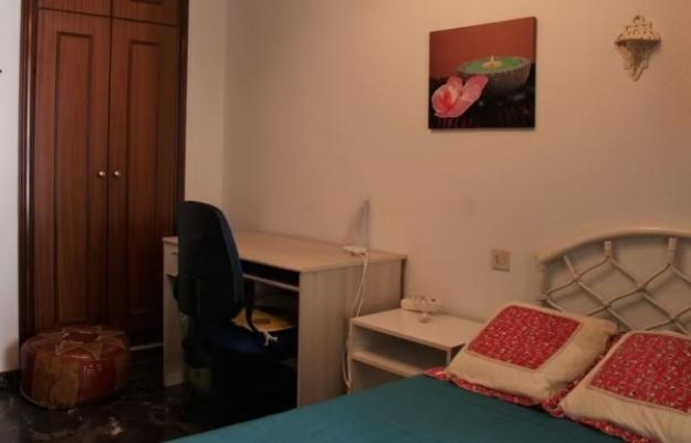 Flat for Sale in Granada