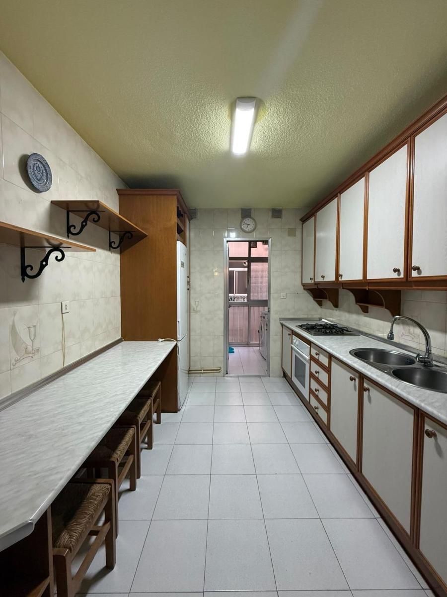 Flat for Sale in Granada