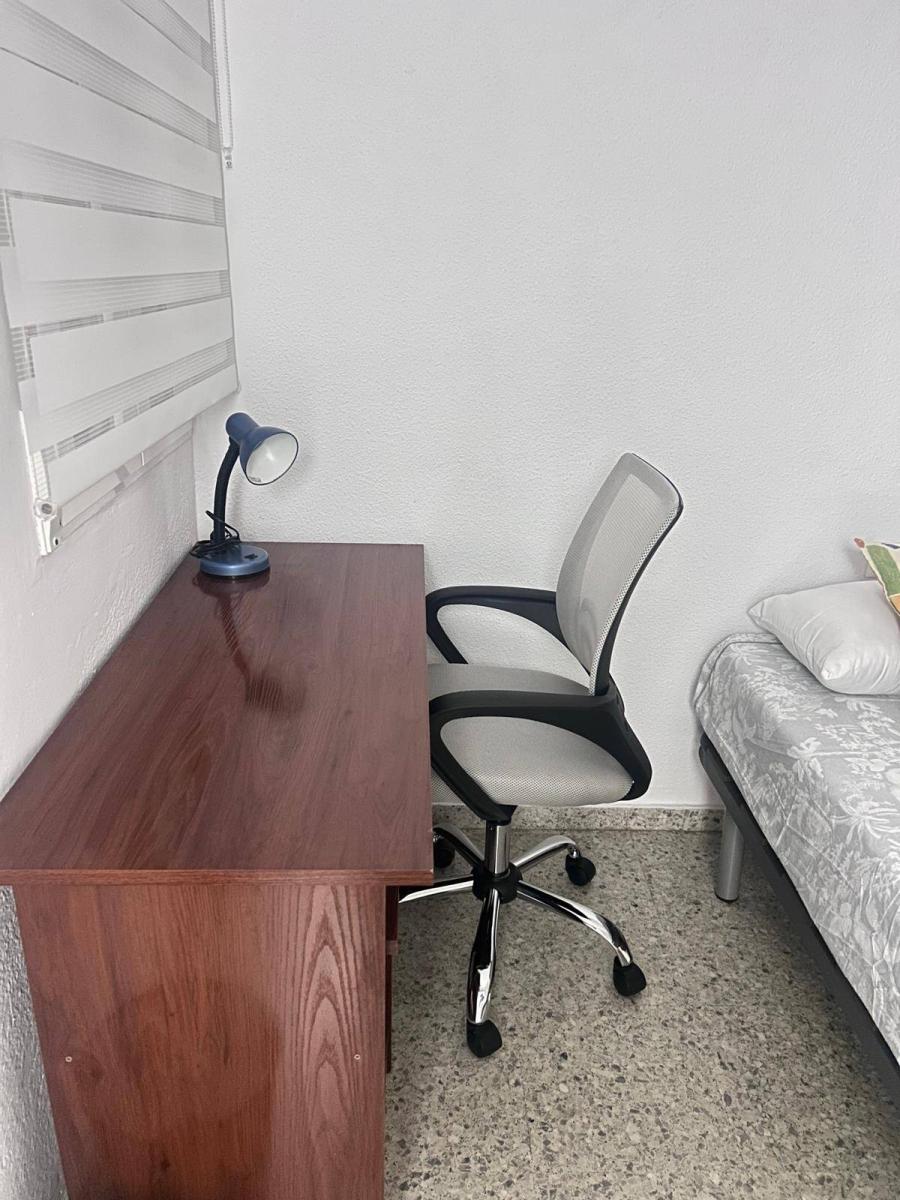 Flat for Rent in Granada