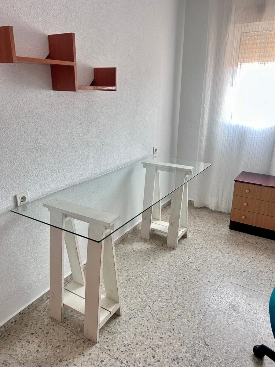 Flat for Rent in Granada