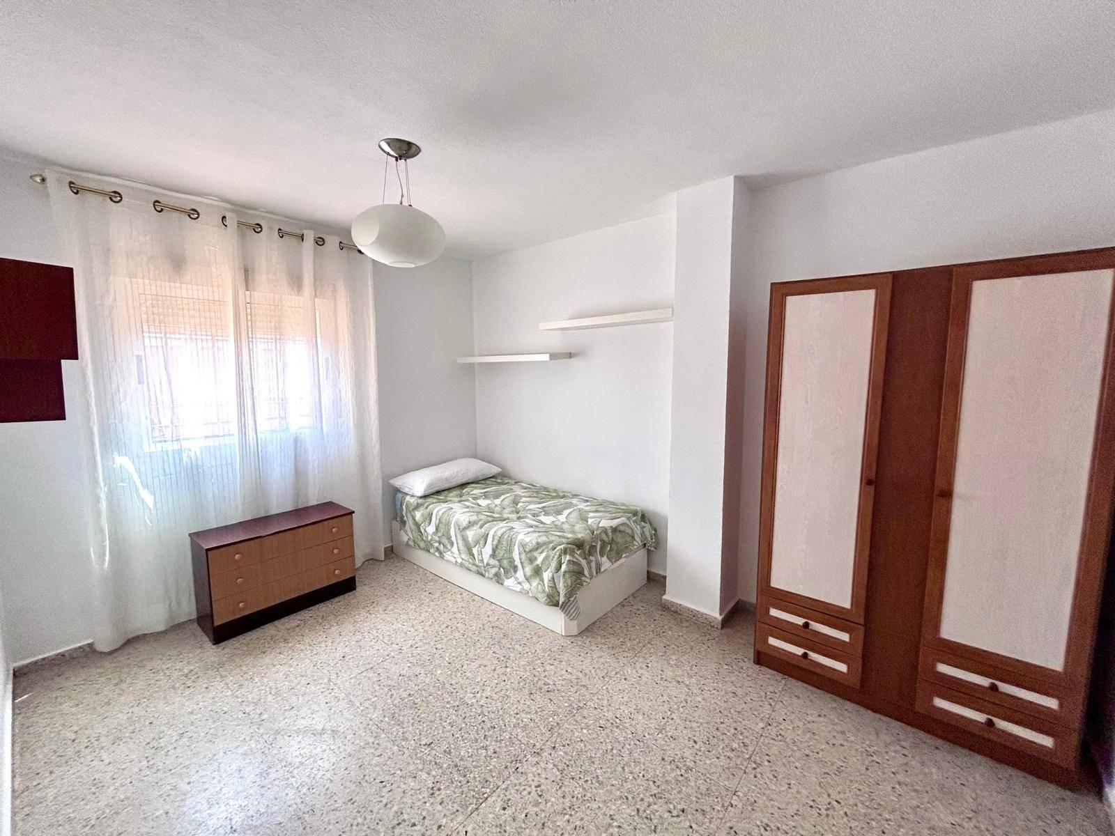 Flat for Rent in Granada