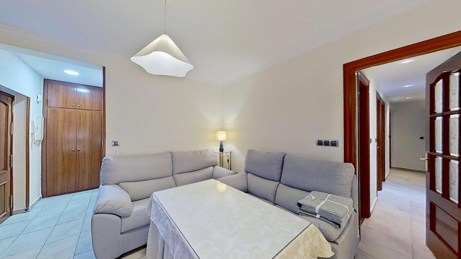 Flat for Rent in Granada