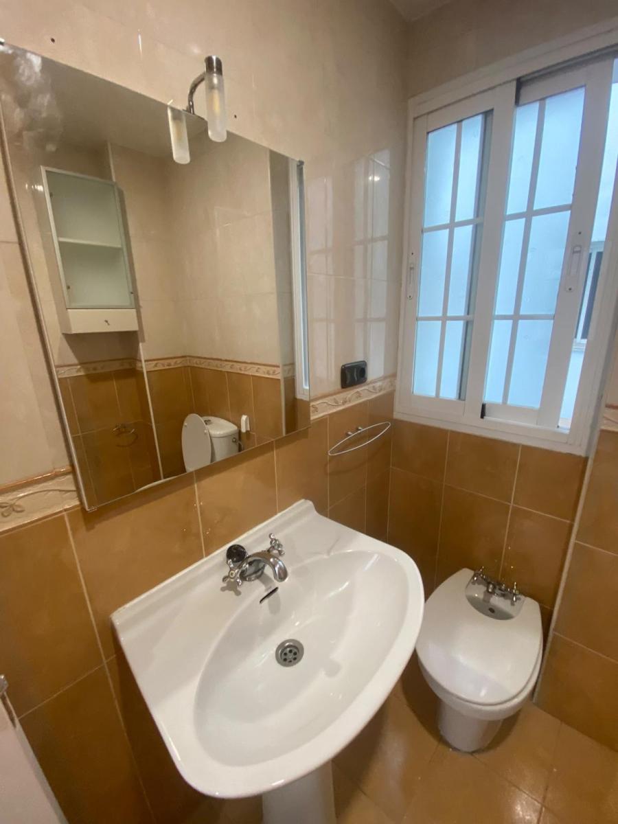 Flat for Rent in Granada