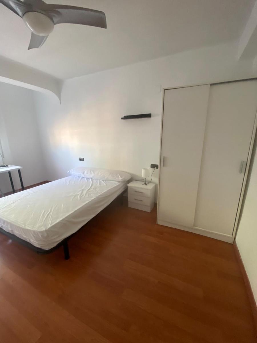 Flat for Rent in Granada