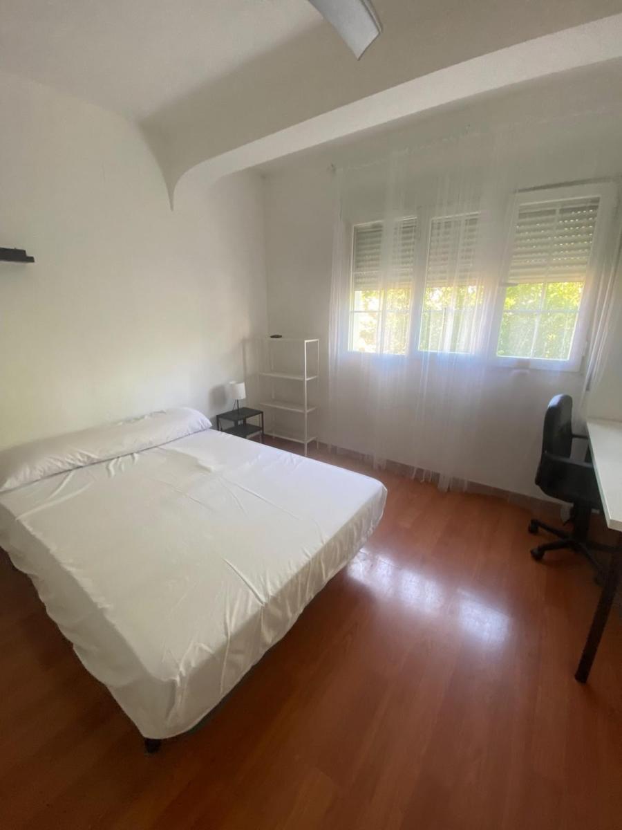 Flat for Rent in Granada