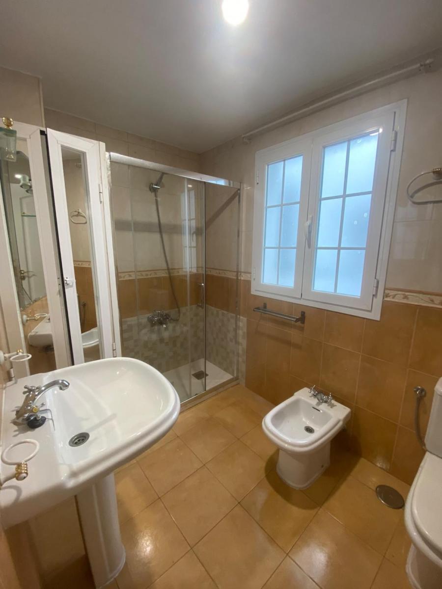 Flat for Rent in Granada