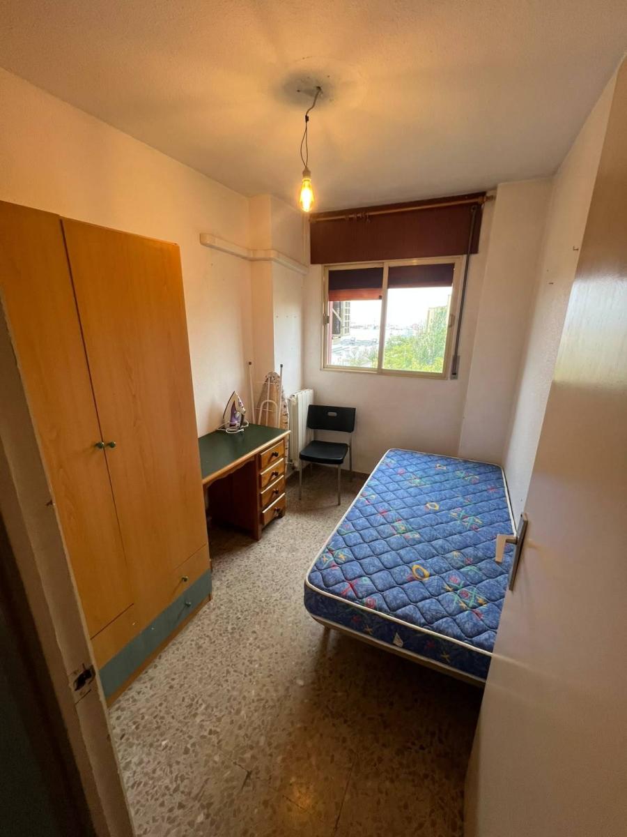 Flat for Rent in Granada
