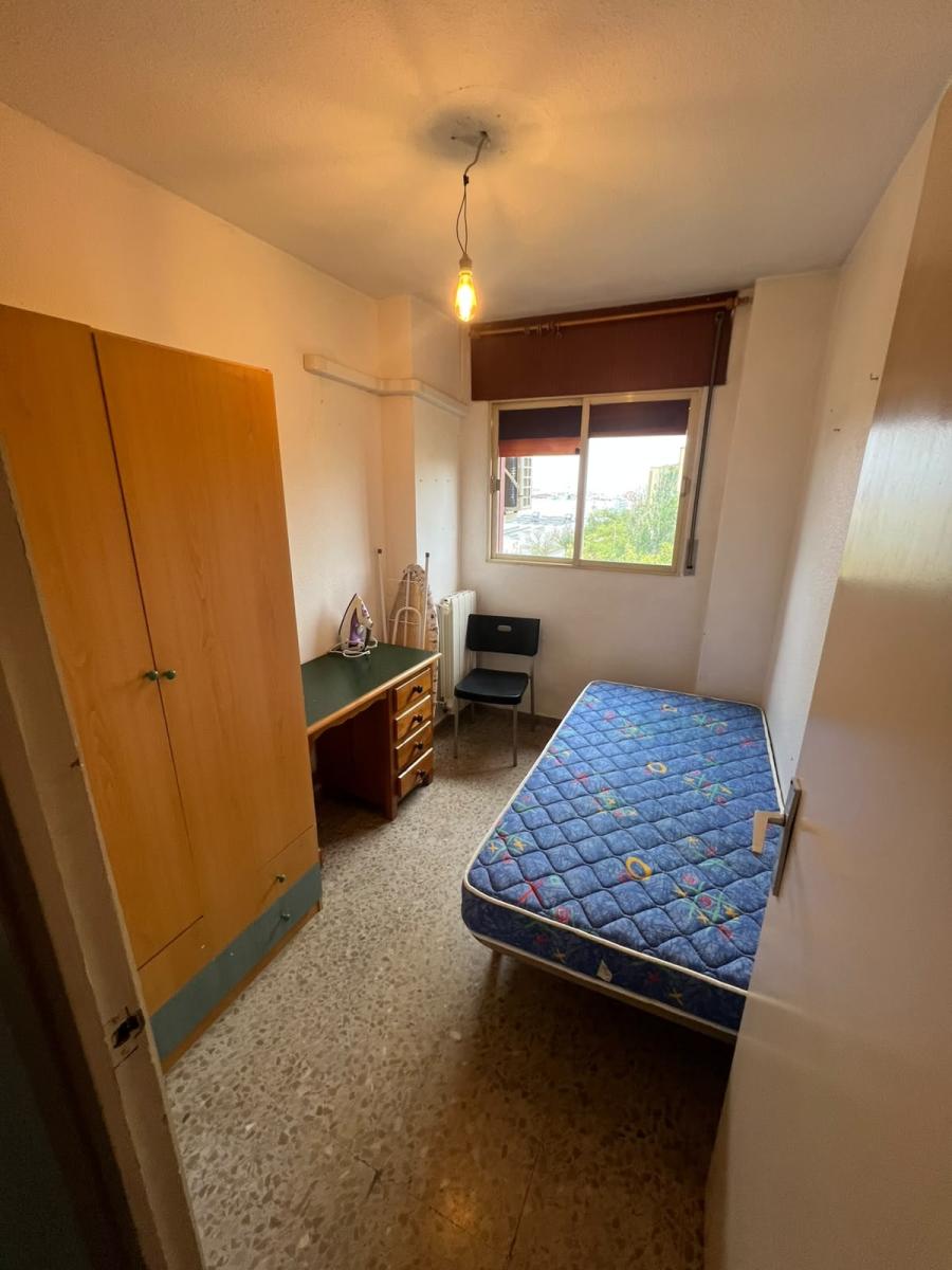 Flat for Rent in Granada