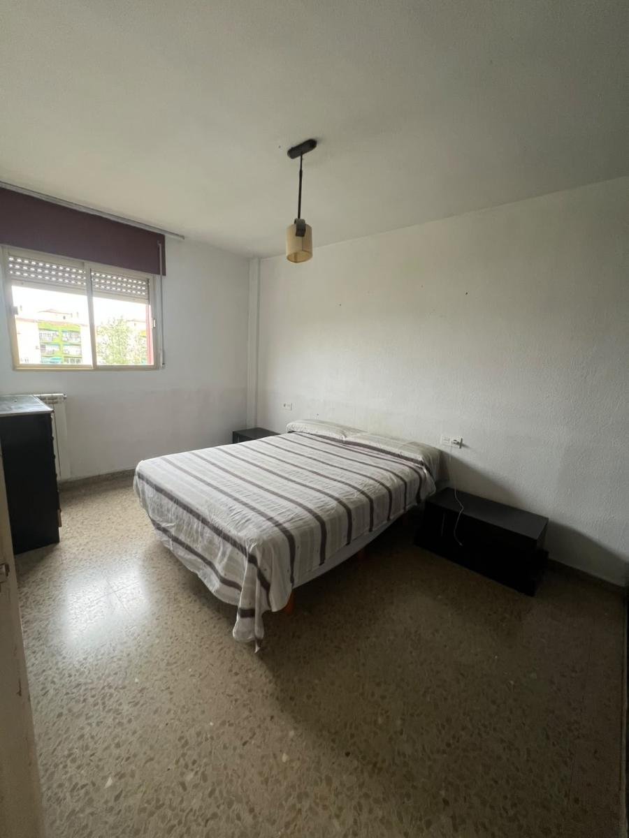 Flat for Rent in Granada