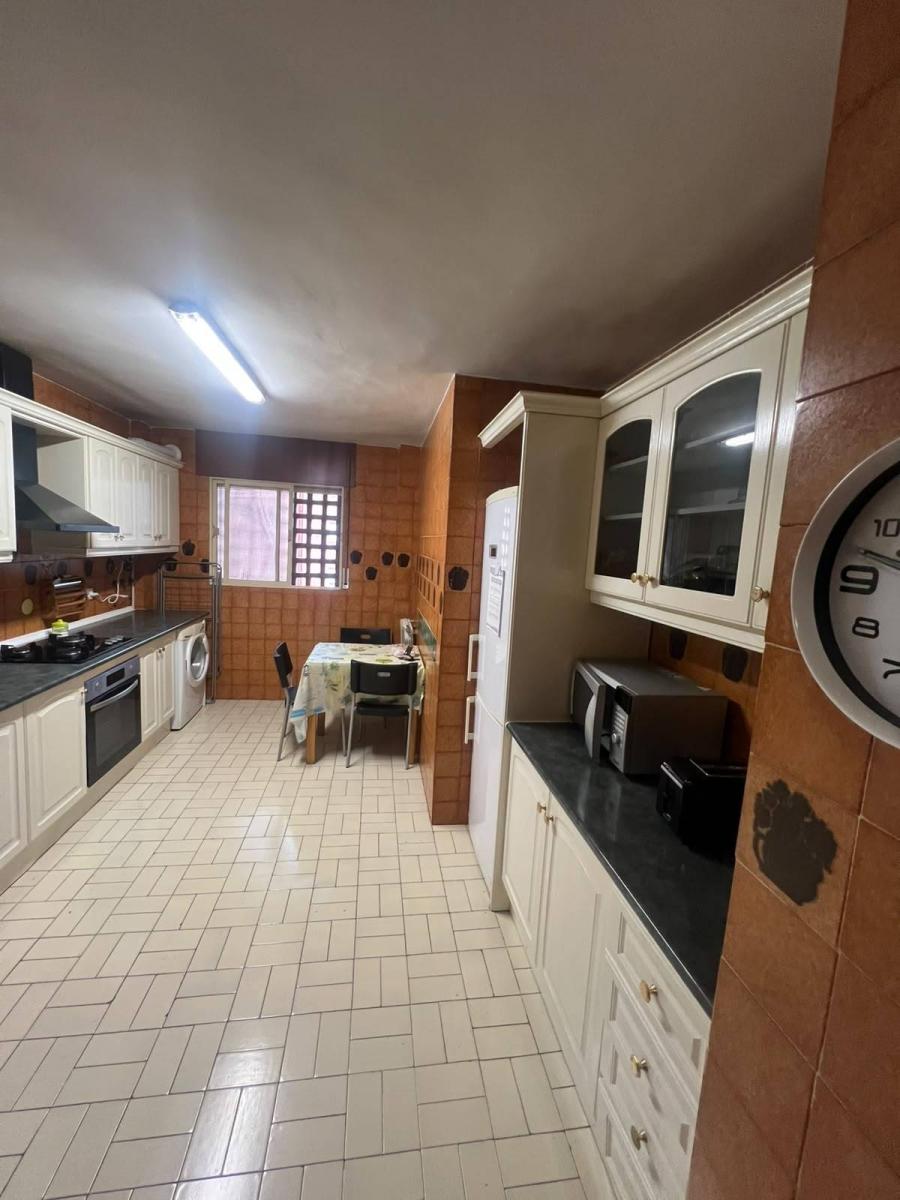 Flat for Rent in Granada