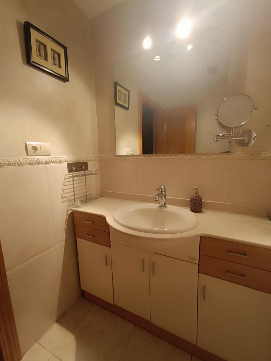 Flat for Rent in Granada