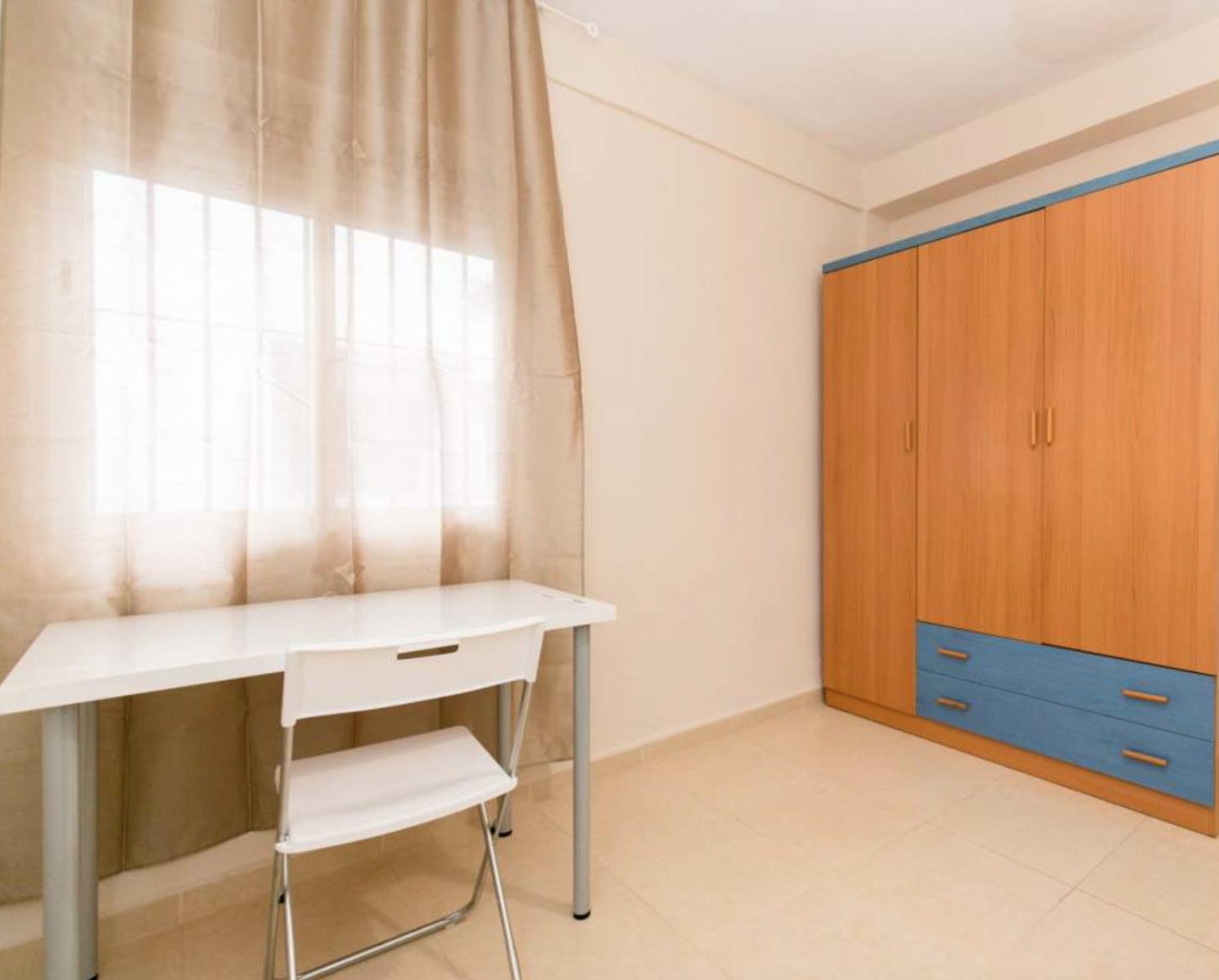 Flat for Rent in Granada